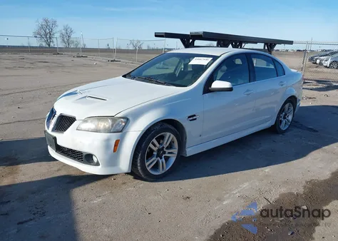 2008 Pontiac G8 z USA, uszkodzony, nr VIN 6G2ER57708L128770